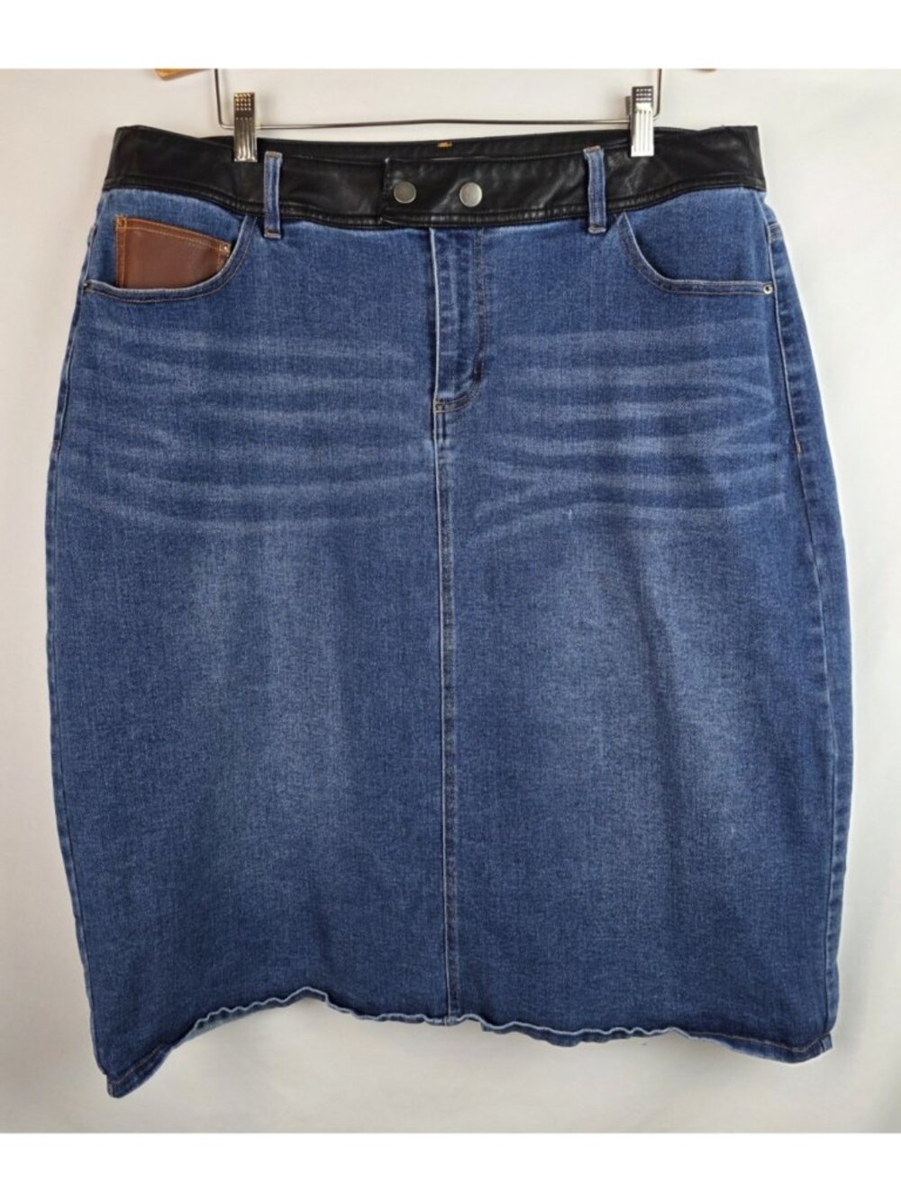 Cato Jean Skirt Women's Size 18W Blue Denim Midi Skirt Faux Leather Trim